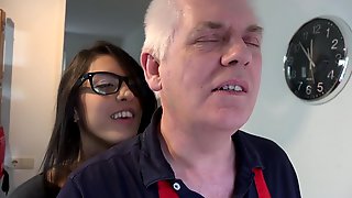 Nerdy brunette teen getting fucked well..