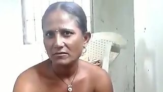 Ugly titless Desi whore kinda flashes..