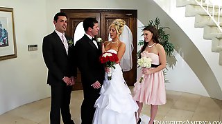 Gorgeous bride Tasha Reign has sex..